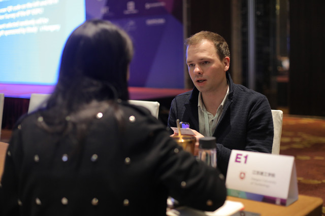 1590634629141586.jpg 一對(duì)一會(huì)談3.jpg